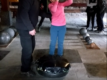 Levantamiento piedra MAITE