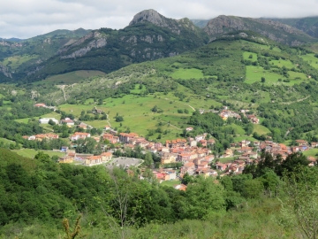 11 ARENAS DE CABRALES