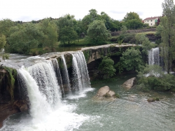 42.- 20180531_110016 Cascada del Peñón, en Pedrosa de Tobalina