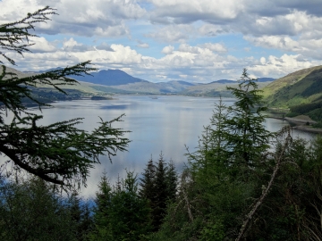 7.-El monte Ben Nevis en la lejanía