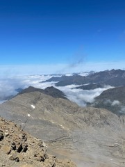 ESTEBAN-RODRIGUEZ-FERNANDEZ-Perdido-bajo-las-nubes