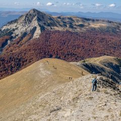 3.-Siguiendo-la-linea-del-cielo-scaled