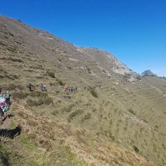 42.-EN-FILA-INDIA-scaled